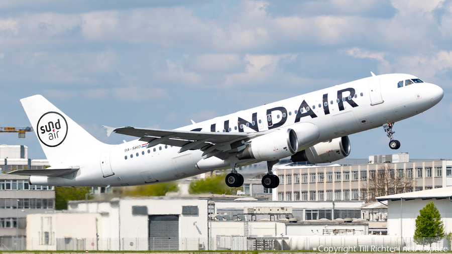 Sundair Airbus A320-214 (9A-SHO) | Photo 505132