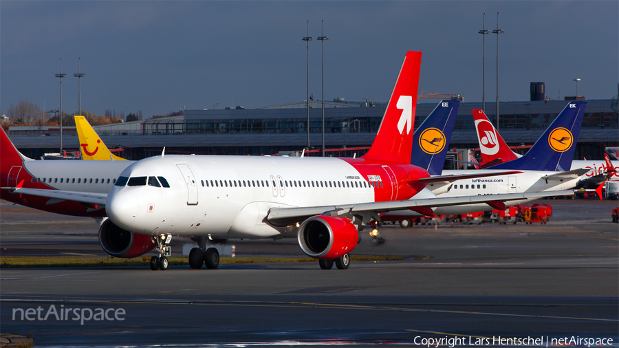 OLT Express Regional Airbus A320-214 (9H-AEF) | Photo 418312