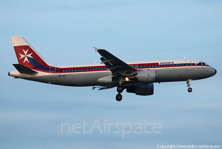 Air Malta Airbus A320-214 (9H-AEI) | Photo 422381