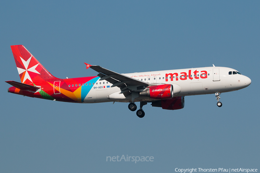 Air Malta Airbus A320-214 (9H-AEK) | Photo 62109