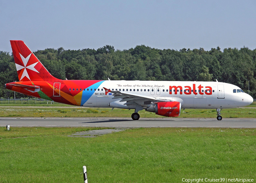 Air Malta Airbus A320-214 (9H-AEK) | Photo 130621