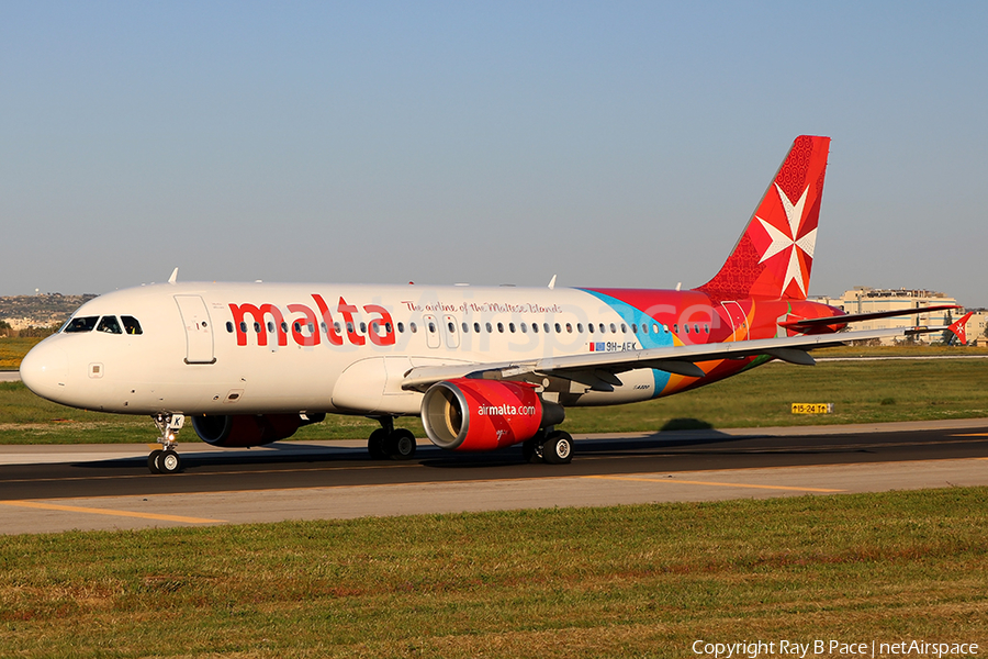Air Malta Airbus A320-214 (9H-AEK) | Photo 153796