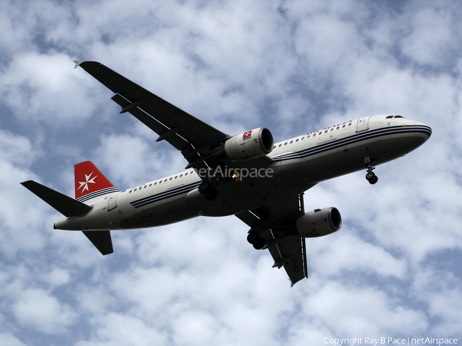 Air Malta Airbus A320-214 (9H-AEQ) | Photo 13486