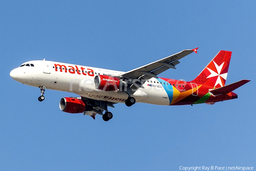 Air Malta Airbus A320-214 (9H-AEQ) | Photo 241317