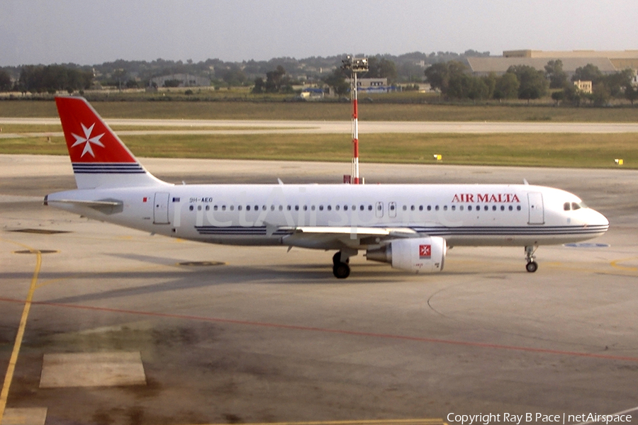 Air Malta Airbus A320-214 (9H-AEQ) | Photo 382980