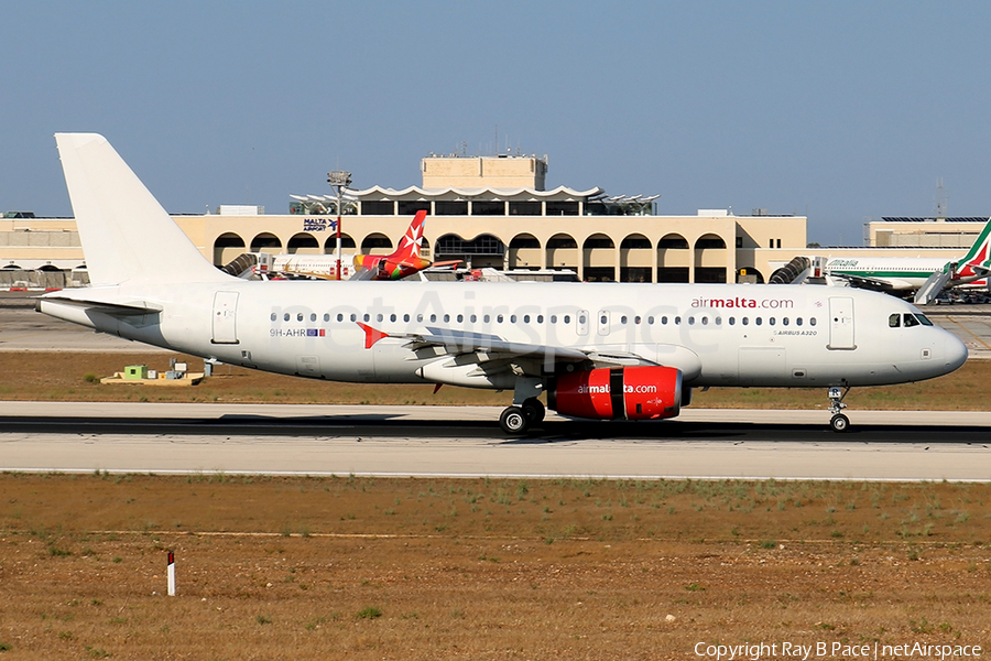 Air Malta Airbus A320-232 (9H-AHR) | Photo 185258