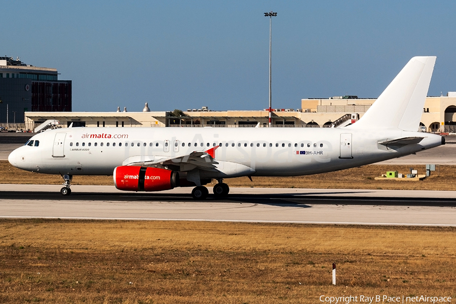 Air Malta Airbus A320-232 (9H-AHR) | Photo 349499