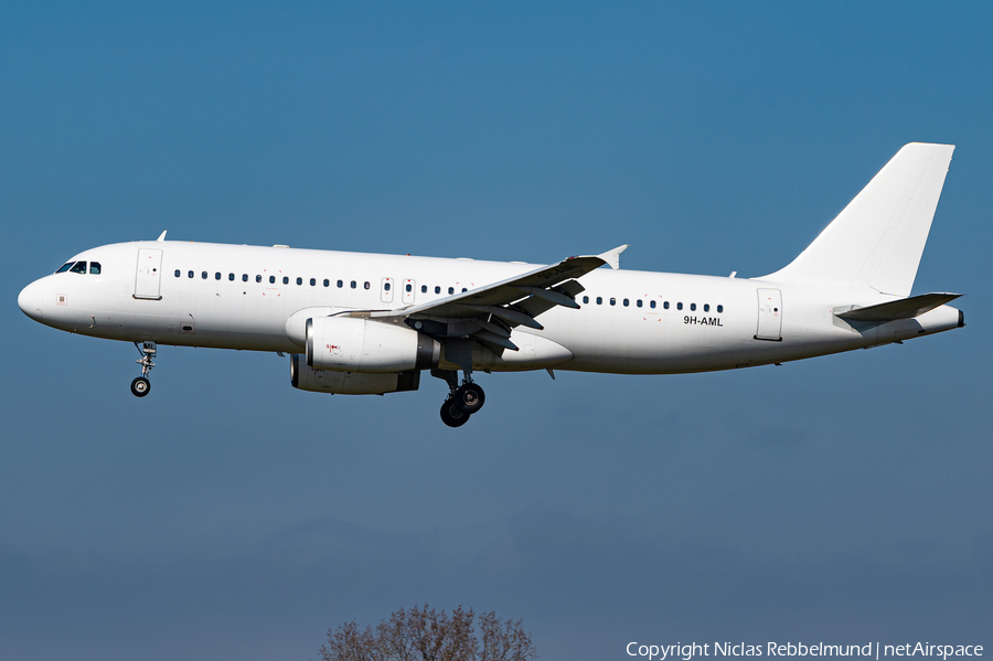 Avion Express Malta Airbus A320-232 (9H-AML) | Photo 500918
