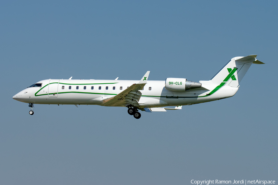Air X Charter Bombardier CL-600-2B19 Challenger 850 (9H-CLG) | Photo 278087