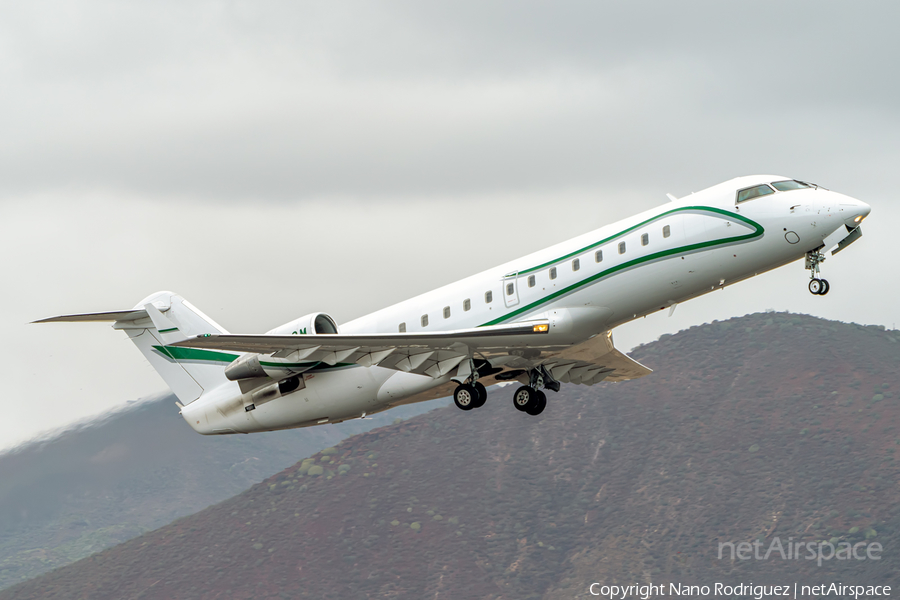Air X Charter Bombardier CL-600-2B19 Challenger 850 (9H-DOM) | Photo 513841
