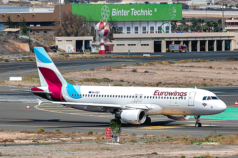 Eurowings Europe Malta Airbus A320-214 (9H-EUT) at  Gran Canaria, Spain