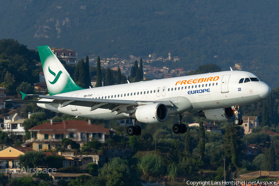 Freebird Airlines Europe Airbus A320-214 (9H-FHY) | Photo 526000