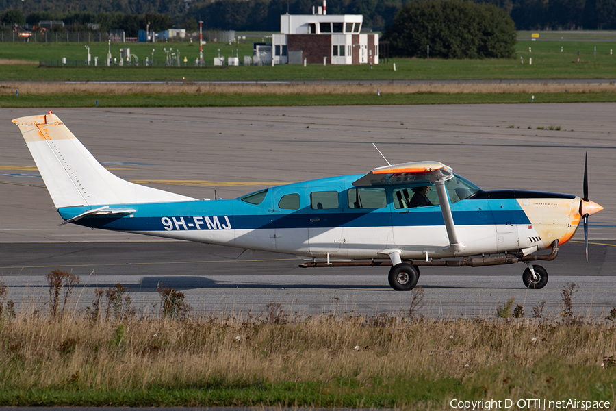 Fugro Malta Cessna T207A Turbo Skywagon (9H-FMJ) | Photo 402542