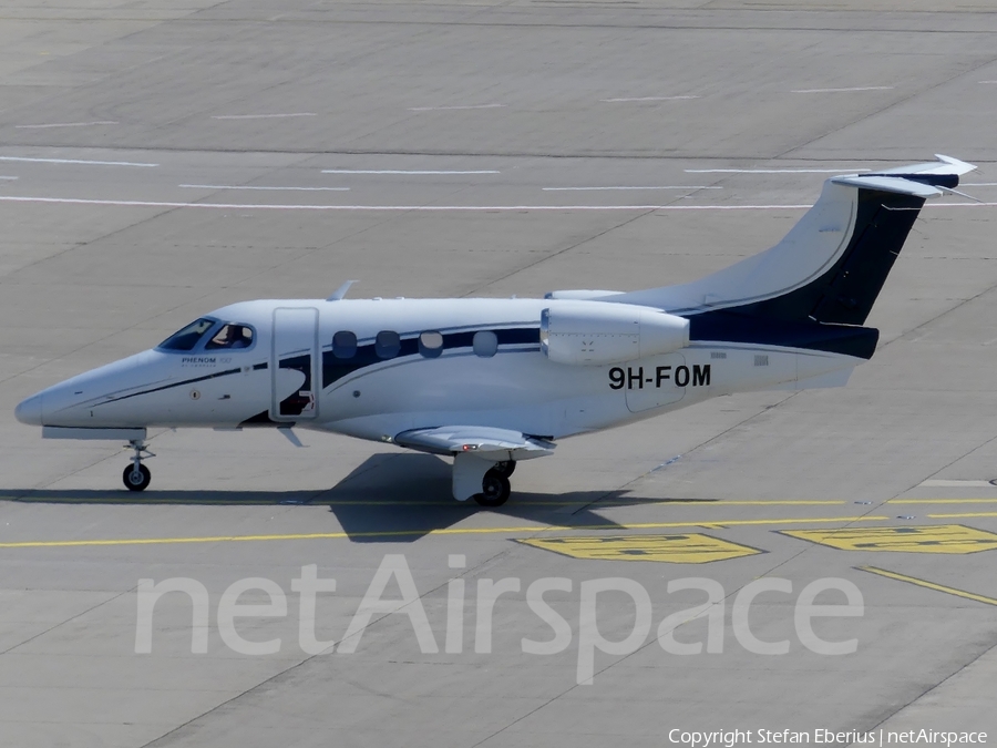 Luxwing Embraer EMB-500 Phenom 100 (9H-FOM) | Photo 189454