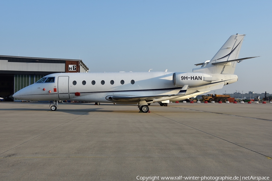 Hyperion Aviation Gulfstream G200 (9H-HAN) | Photo 436335