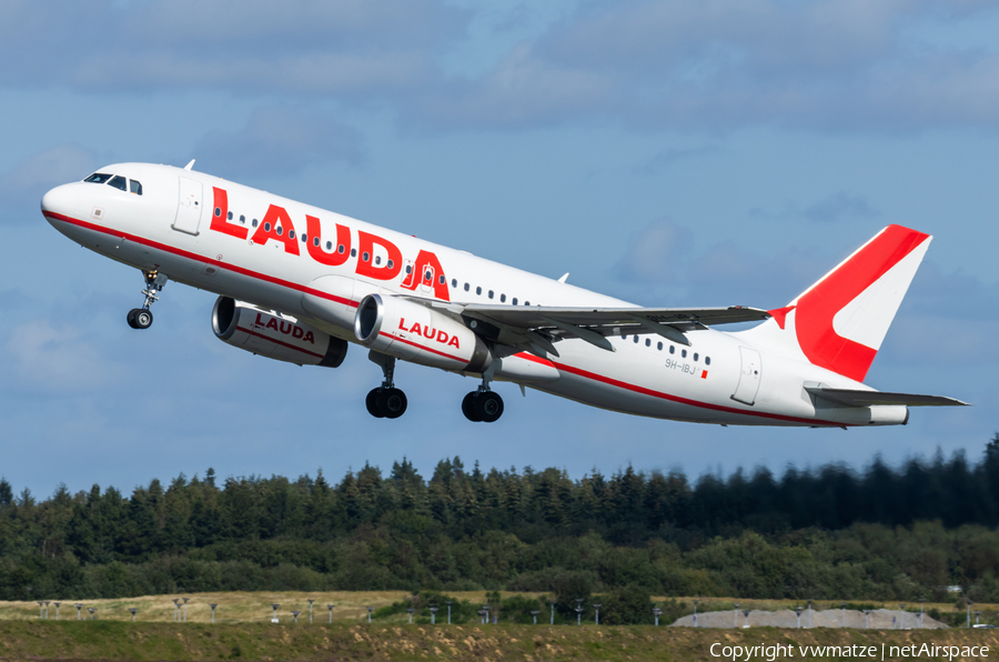 Lauda Europe Airbus A320-232 (9H-IBJ) | Photo 586555