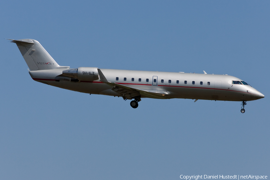 VistaJet Bombardier CL-600-2B19 Challenger 850 (9H-ILZ) | Photo 421343