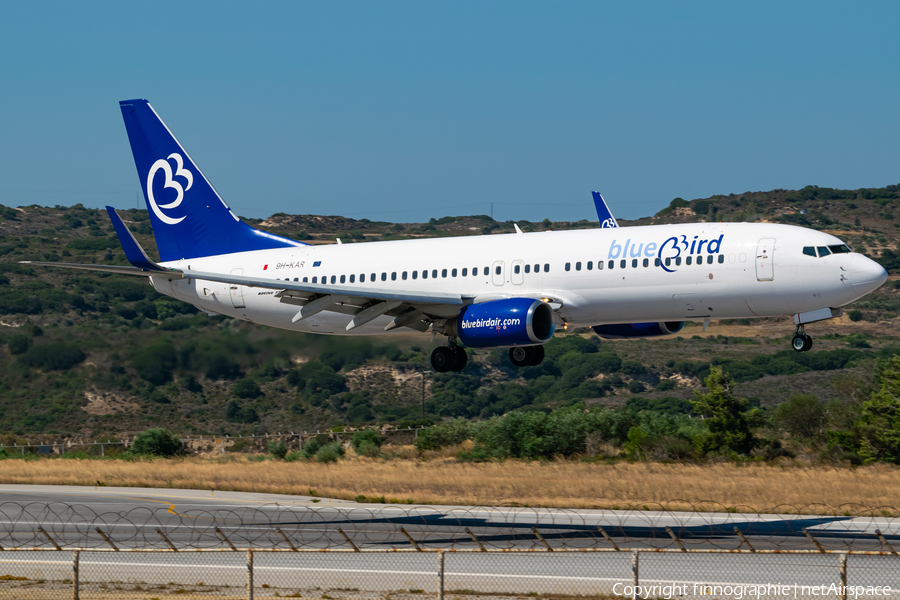 Bluebird Airways Boeing 737-86J (9H-KAR) | Photo 579882