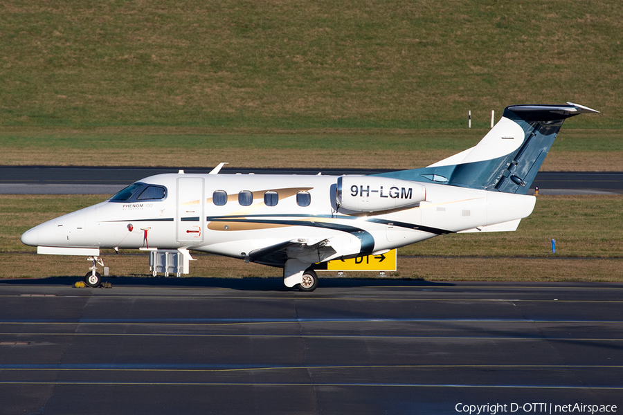 Luxwing Embraer EMB-500 Phenom 100 (9H-LGM) | Photo 371808