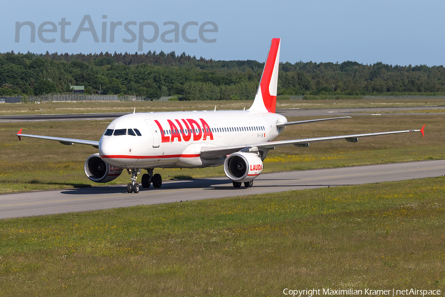 Lauda Europe Airbus A320-214 (9H-LMI) | Photo 521849