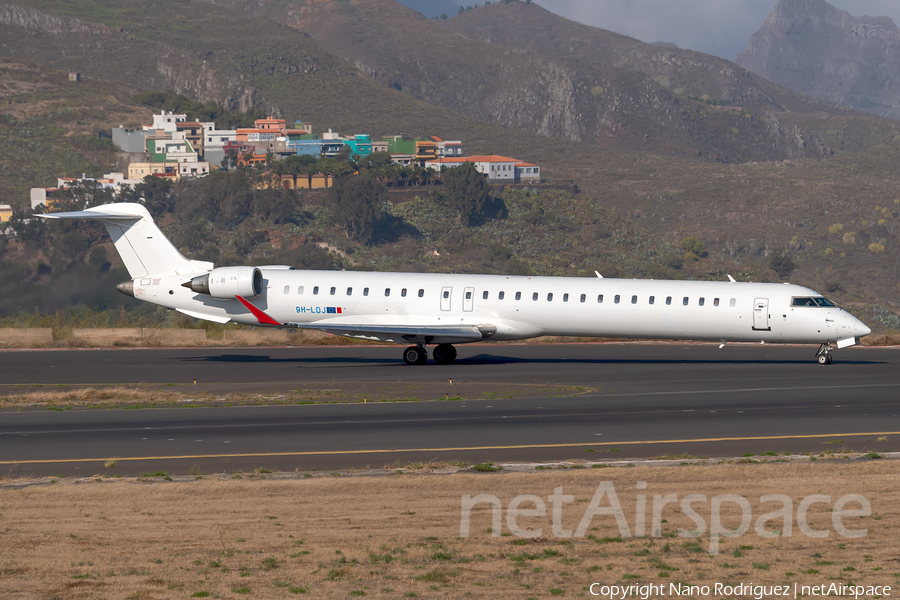 Medavia Bombardier CRJ-1000 (9H-LOJ) | Photo 264309