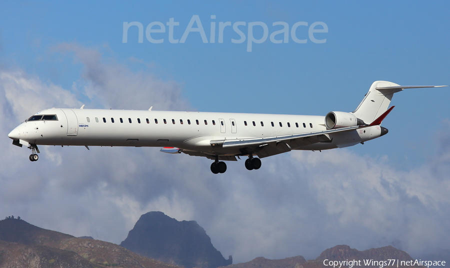 Medavia Bombardier CRJ-1000 (9H-LOJ) | Photo 300735