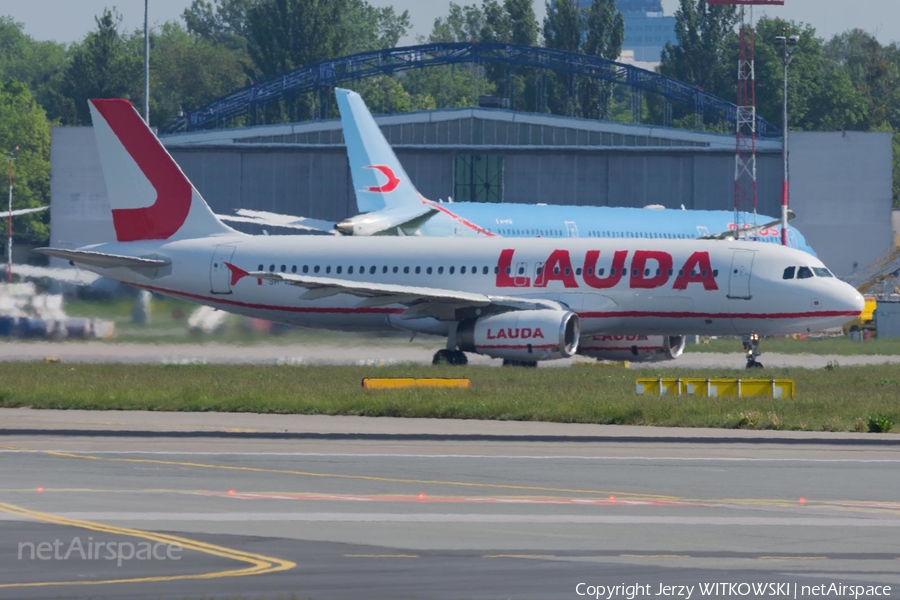 Lauda Europe Airbus A320-232 (9H-LOM) | Photo 673756
