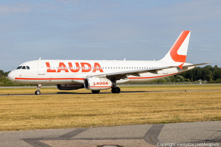 Lauda Europe Airbus A320-232 (9H-LOT) | Photo 524899