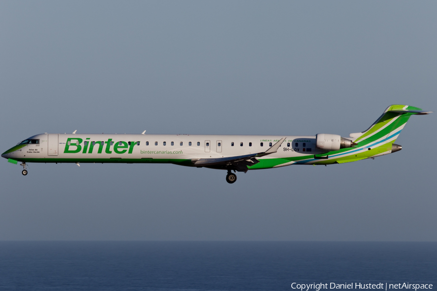 Binter Canarias Bombardier CRJ-1000 (9H-LOV) | Photo 412977