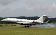 VistaJet Bombardier BD-700-1A10 Global Express XRS (9H-LXX) at  London - Luton, United Kingdom