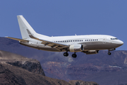 Comlux Malta Boeing 737-548 (9H-MAC) at  Gran Canaria, Spain