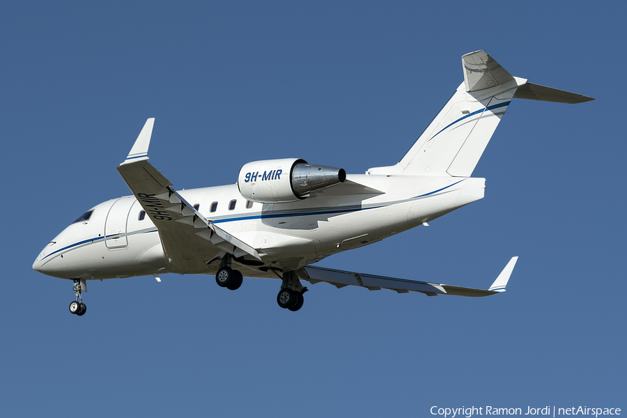Hi Fly Malta Bombardier CL-600-2B16 Challenger 604 (9H-MIR) | Photo 662189