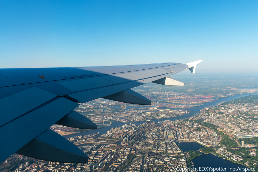 Avion Express Malta Airbus A320-214 (9H-MLD) | Photo 580513