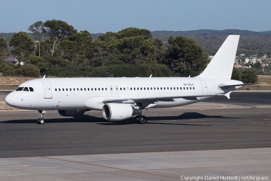 Avion Express Malta Airbus A320-214 (9H-MLD) | Photo 535428