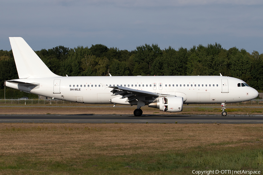 Avion Express Malta Airbus A320-214 (9H-MLE) | Photo 524750