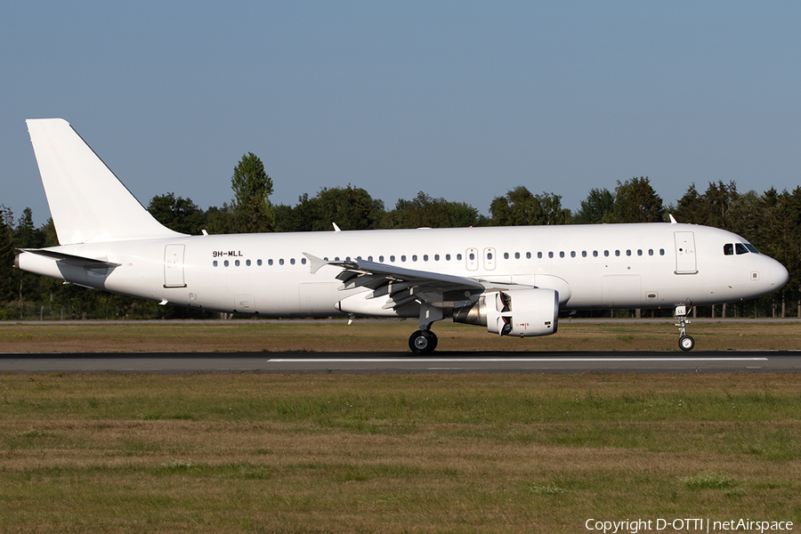 Avion Express Airbus A320-214 (9H-MLL) | Photo 523410