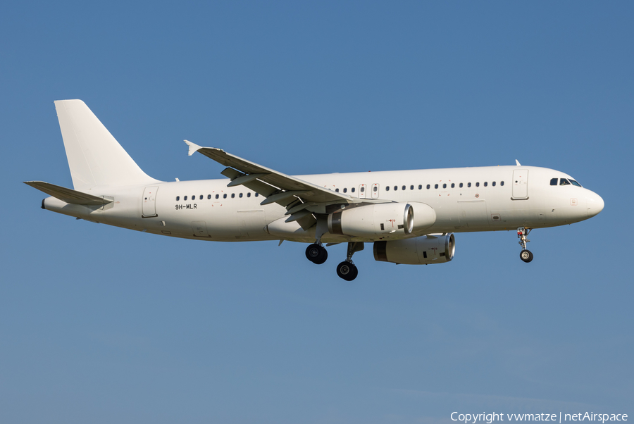 Avion Express Malta Airbus A320-232 (9H-MLR) | Photo 517314