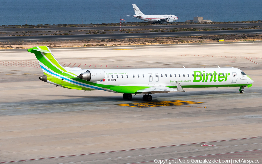 Binter Canarias Bombardier CRJ-1000 (9H-MPA) | Photo 340179