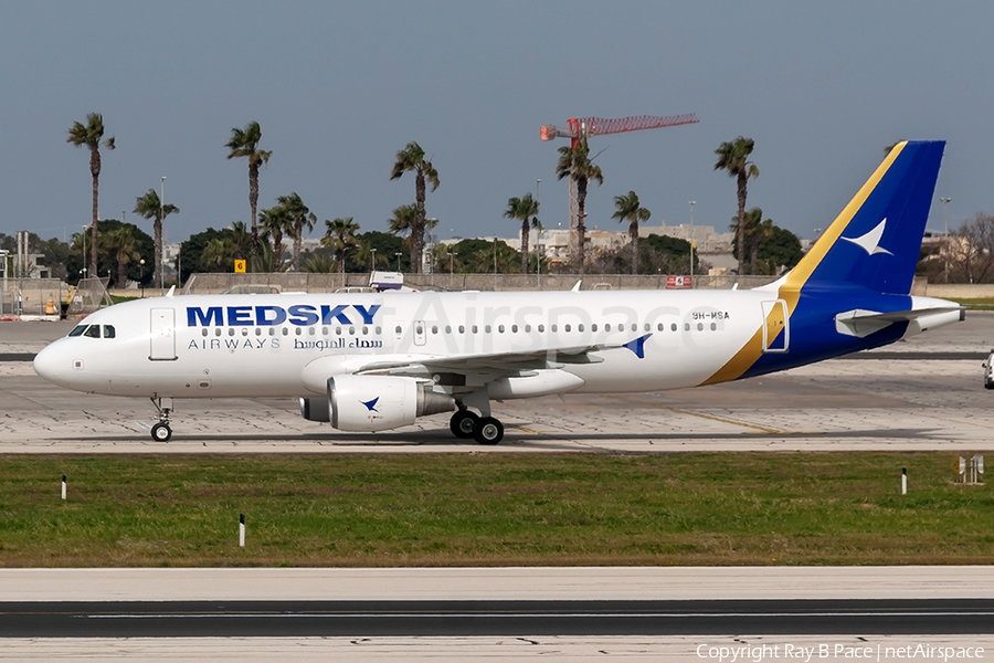 Medsky Airways Airbus A320-214 (9H-MSA) | Photo 500796