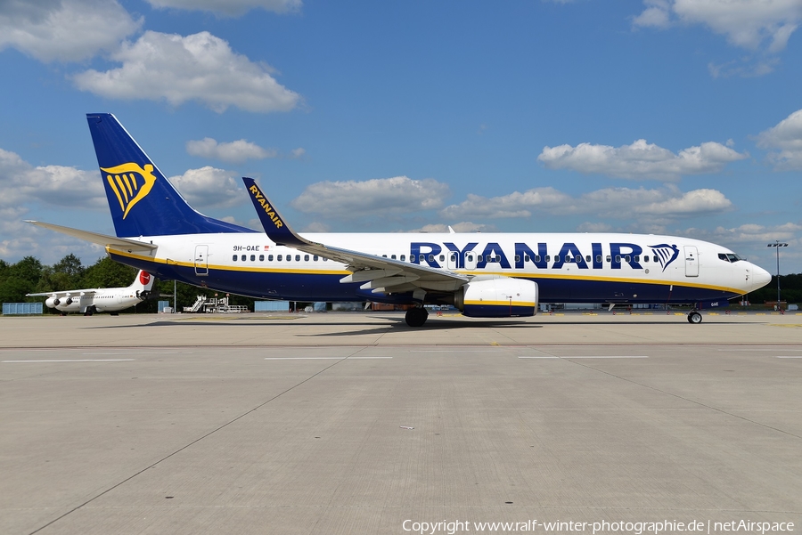 Malta Air (Ryanair) Boeing 737-8AS (9H-QAE) | Photo 405872
