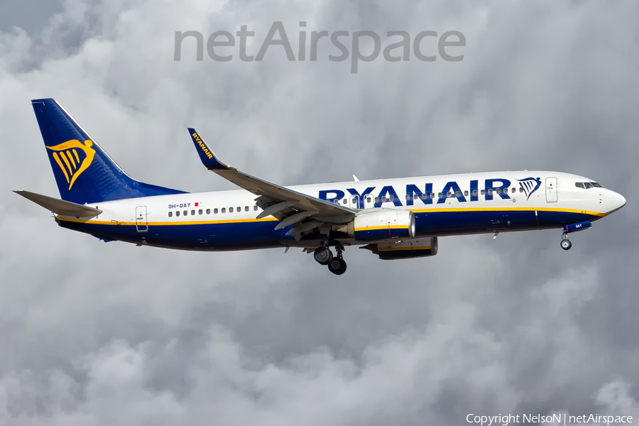 Malta Air (Ryanair) Boeing 737-8AS (9H-QAY) | Photo 484275