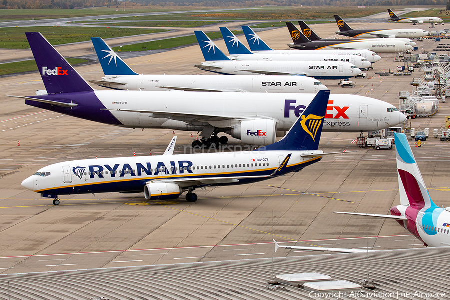 Malta Air (Ryanair) Boeing 737-8AS (9H-QCV) | Photo 409209