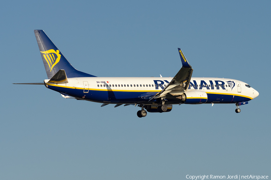 Malta Air (Ryanair) Boeing 737-8AS (9H-QDB) | Photo 402391