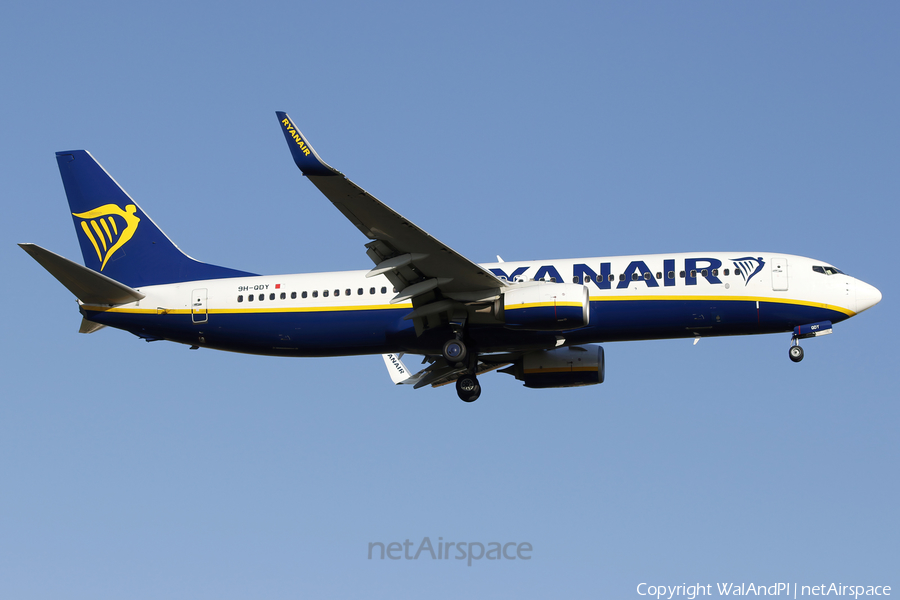 Malta Air (Ryanair) Boeing 737-8AS (9H-QDY) | Photo 576068