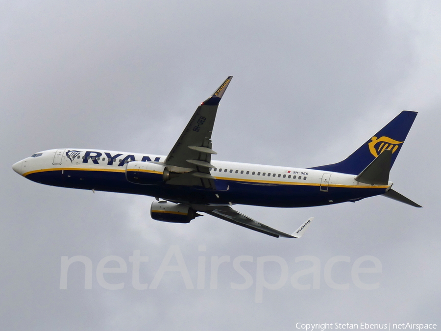 Malta Air (Ryanair) Boeing 737-8AS (9H-QEB) | Photo 410721