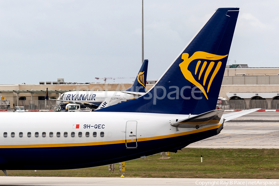 Malta Air (Ryanair) Boeing 737-8AS (9H-QEC) | Photo 381807