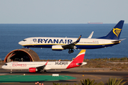 Malta Air (Ryanair) Boeing 737-8AS (9H-QEE) at  Gran Canaria, Spain