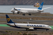 Malta Air (Ryanair) Boeing 737-8AS (9H-QEL) at  Gran Canaria, Spain