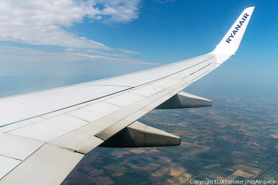 Malta Air (Ryanair) Boeing 737-8AS (9H-QEN) | Photo 583734