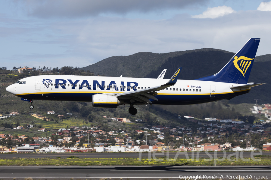Malta Air (Ryanair) Boeing 737-8AS (9H-QEW) | Photo 668104